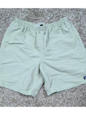 Patagonia Baggies Longs Shorts Men's Medium Light Green Lined Swim Beach 7”
